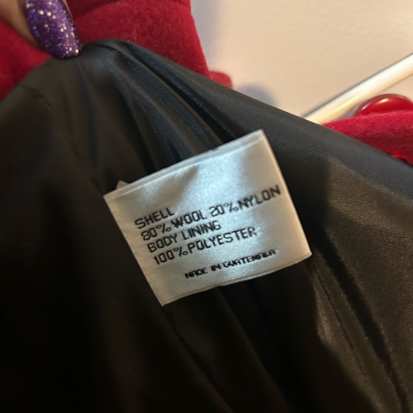 Red peacoat - Picture 3 of 7